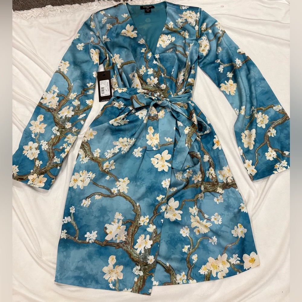 Satin kimono robe,Marciano by Guess Floral print wrap dress - Picture 5 of 7